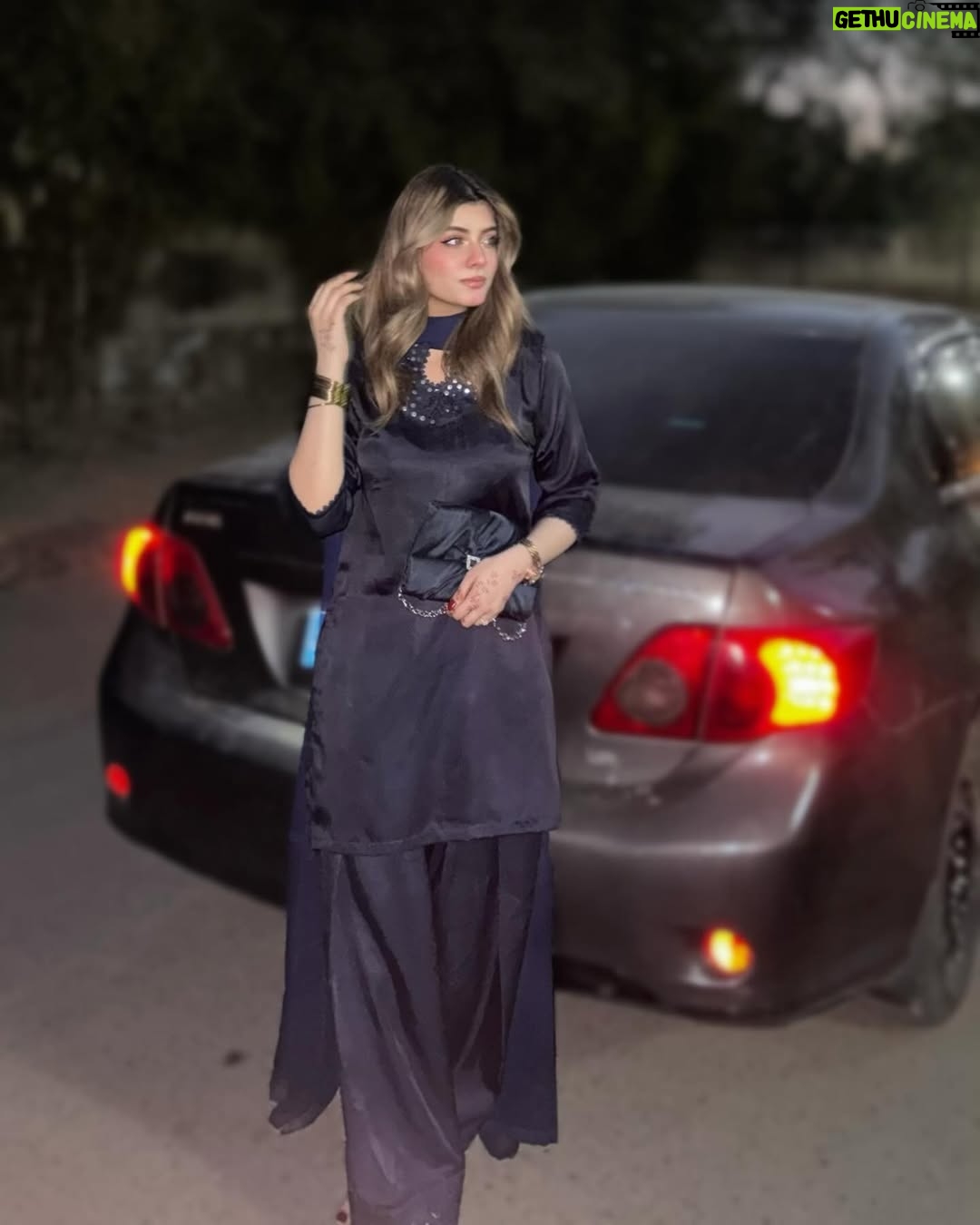 Arooj Fatimah - 4.7K Likes - Which one 📸?? 
Outfit: @arooj_collection2 
Dress giveaway krdoon??
.
.
.

#foryou #foryoupage #aroojfatimah