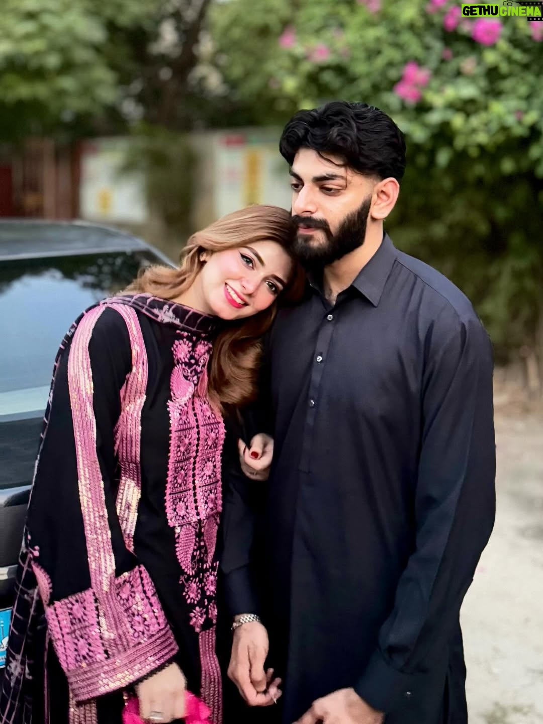 Arooj Fatimah - 13.7K Likes - Which one 📸? 
Outfit: @arooj_collection2 😍🌸
Bro: @hamzaalii35 
.
.
.
#foryou #foryoupage