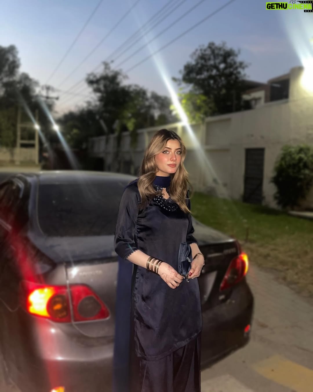 Arooj Fatimah - 4.7K Likes - Which one 📸?? 
Outfit: @arooj_collection2 
Dress giveaway krdoon??
.
.
.

#foryou #foryoupage #aroojfatimah