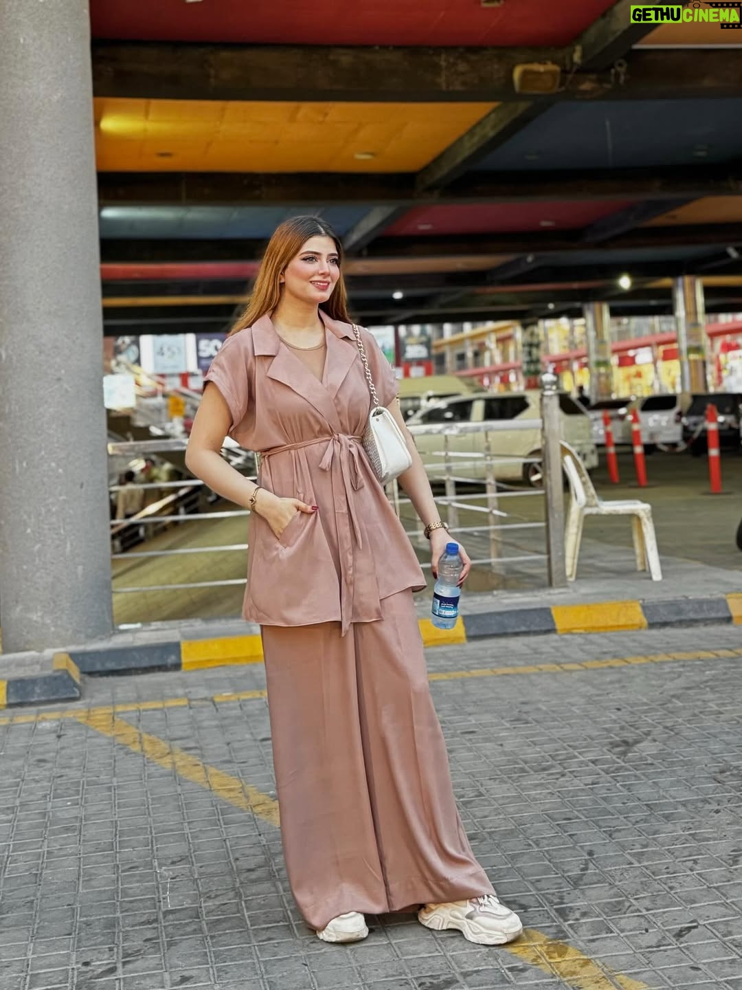 Arooj Fatimah - 3 Likes - Outfit: @arooj_collection2 
.
.
.
.
Lenses: @freshtone.pk