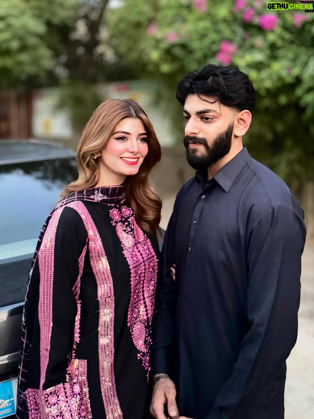 Arooj Fatimah - 13.7K Likes - Which one 📸? 
Outfit: @arooj_collection2 😍🌸
Bro: @hamzaalii35 
.
.
.
#foryou #foryoupage