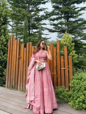 Arpita Gupta Instagram - Desi barbiecore 🩷
Wearing @safaaworldofficial
📍 @luxmontagefarm.chattarpur