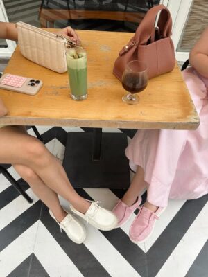 Arpita Gupta Instagram - Besties who sip together, slip into @heydude_india together💕
Available in selected @metroshoesindia and @mochishoesin stores!
#HEYDUDE