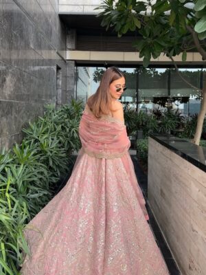 Arpita Gupta Instagram - The blush pink, the intricate embroidery — this @frontierraas lehenga is what dreams are made of. ✨
And now’s the moment — The Raas Dream End of Season Sale is live. Don’t let this one slip away!
#ad