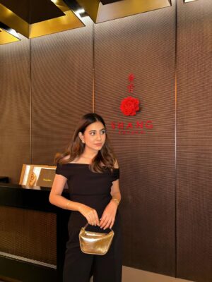 Arpita Gupta Instagram - Had the best time at @shangrilanewdelhi last week! Cant wait to be back 🤍
Yellow dress from @select_staples
#EatPlayLovexShangriLa #ShangriLaNewDelhi