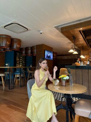 Arpita Gupta Instagram - Had the best time at @shangrilanewdelhi last week! Cant wait to be back 🤍
Yellow dress from @select_staples
#EatPlayLovexShangriLa #ShangriLaNewDelhi