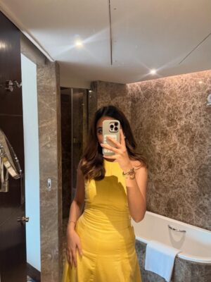Arpita Gupta Instagram - Had the best time at @shangrilanewdelhi last week! Cant wait to be back 🤍
Yellow dress from @select_staples
#EatPlayLovexShangriLa #ShangriLaNewDelhi