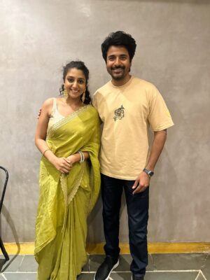 Arsha Baiju Instagram - ♥️🥹
@sivakarthikeyan 

Forever grateful to SK Sir for believing in our story and presenting it to the world. Thank you for being the reason our #housemates got tremendous love♥️🙏🏼
Grateful beyond words! 
@darshan_offl ♥️
@rajavel_hbk ♥️
#housemates #sivakarthikeyan #sk