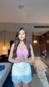 Actress Arshina Sumbul HD Photos and Wallpapers April 2025