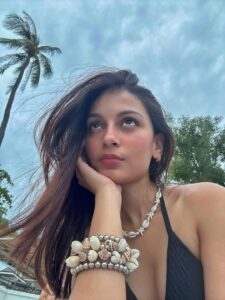 Actress Arshina Sumbul HD Photos and Wallpapers September 2025