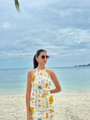 Arshina Sumbul Instagram - The last picture was my actual trip7️⃣1️⃣1️⃣🏪
.
.
.
.
.
#ootd #beachlife #thailandtravel #711thailand #seveneleven #sunday #trending