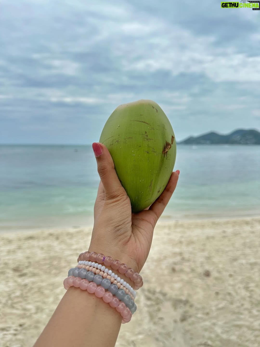 Arshina Sumbul - 3.3K Likes - The last picture was my actual trip7️⃣1️⃣1️⃣🏪
.
.
.
.
.
#ootd #beachlife #thailandtravel #711thailand #seveneleven #sunday #trending
