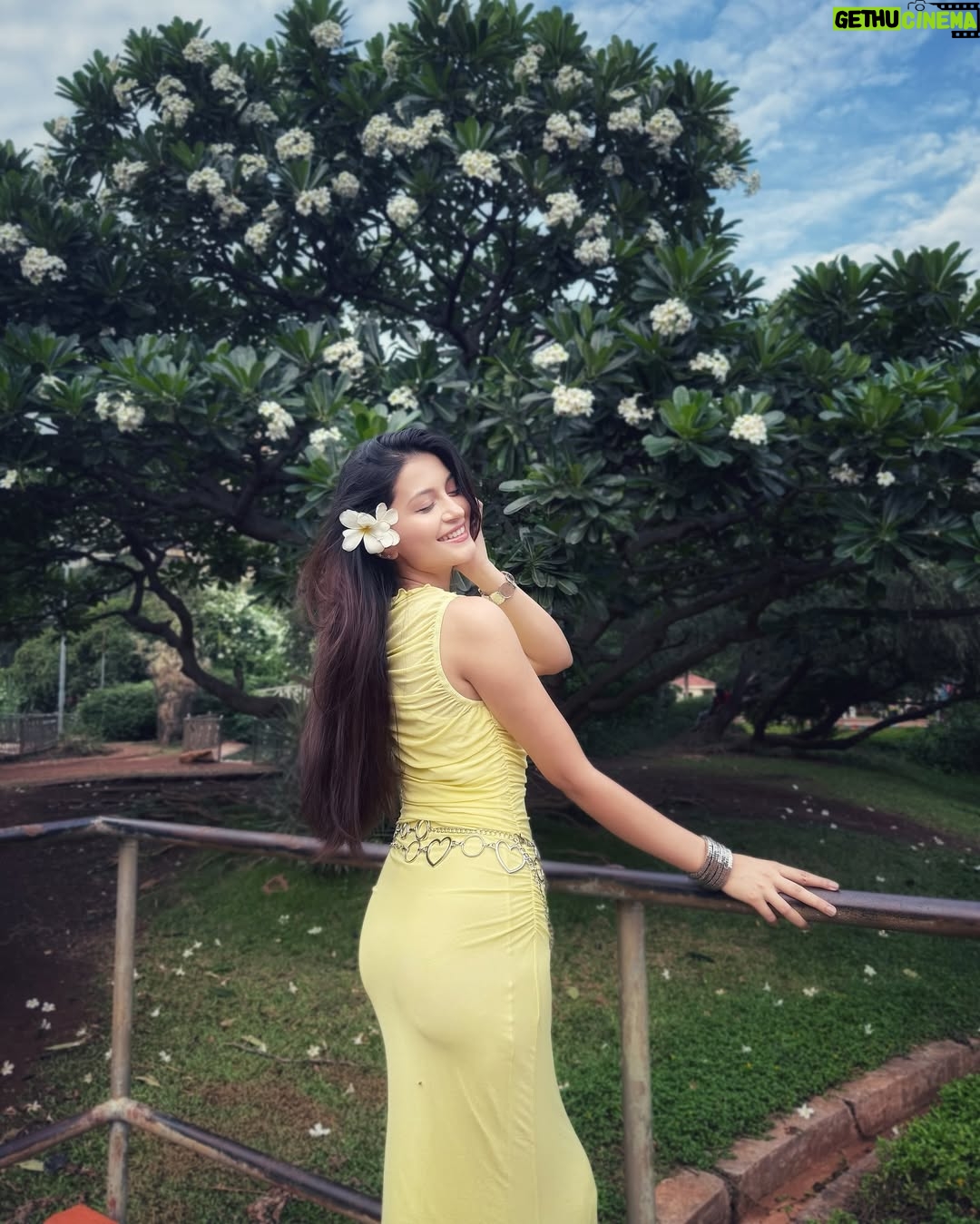 Arshina Sumbul - 4.1K Likes - Camera roll📽️
.
.
.
#ad #savana #savanasquad @savana