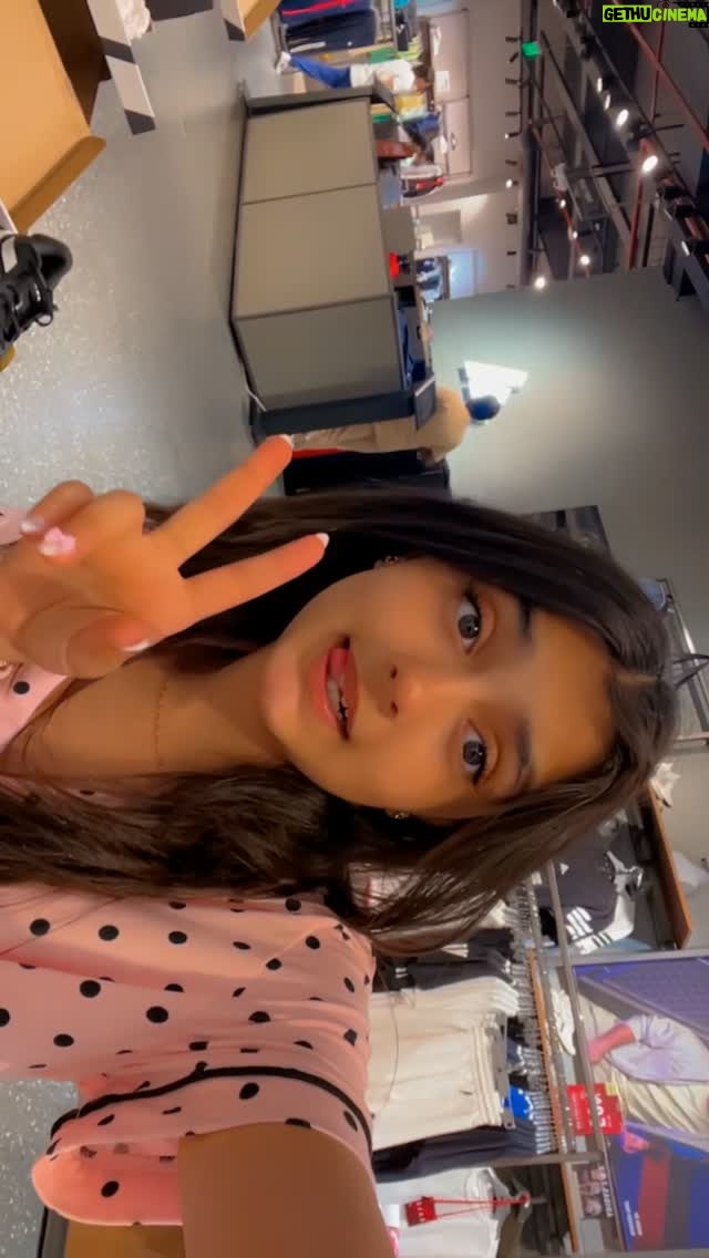Arshriddh - 3.4K Likes - ❤️❤️