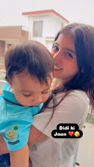 Arshriddh Instagram - ❤️❤️ luv u Didi ki jaan ❤️😘