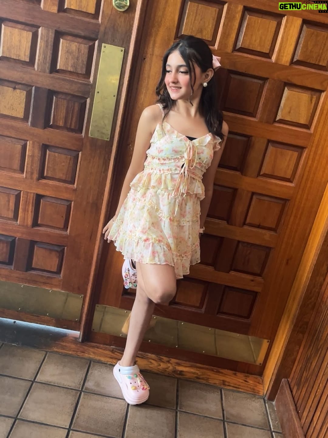 Arshriddh - 3.4K Likes - Do you like my outfit 😍😍🥰🥰