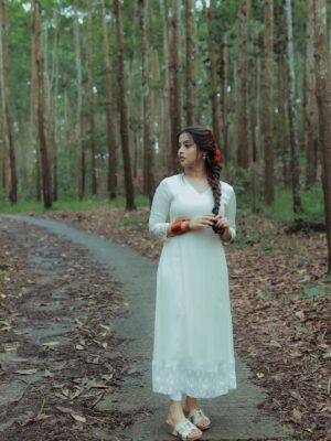 Arthana Binu Instagram - 🕊️
Costume: @theacollective.in 
Photography: @mojo_click 
MUAH: @vinithaaswathybrides