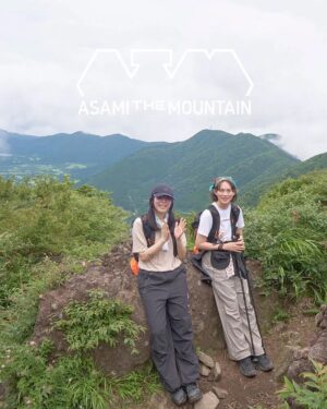 Asami Usuda Instagram - Asami The Mountain⛰️
金時山
@ginzamagazine 

第二回　初ゲストは
カネコアヤノちゃん🐈💨
@kanekoayanodayo 

飄々と登る
晴れ女
かっこいい

見てね➿