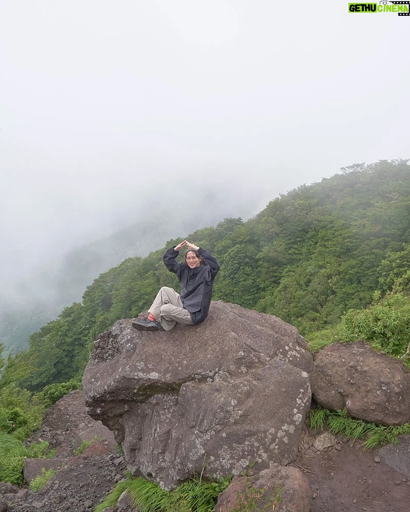Asami Usuda - 12.1K Likes - Asami The Mountain⛰️
金時山
@ginzamagazine 

第二回　初ゲストは
カネコアヤノちゃん🐈💨
@kanekoayanodayo 

飄々と登る
晴れ女
かっこいい

見てね➿