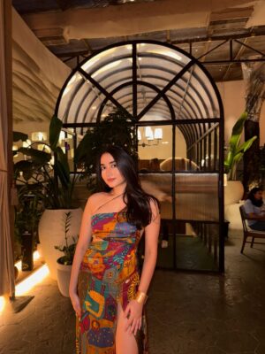 Asfi Javed Instagram - 🧩

Wearing - @aniclothing.in