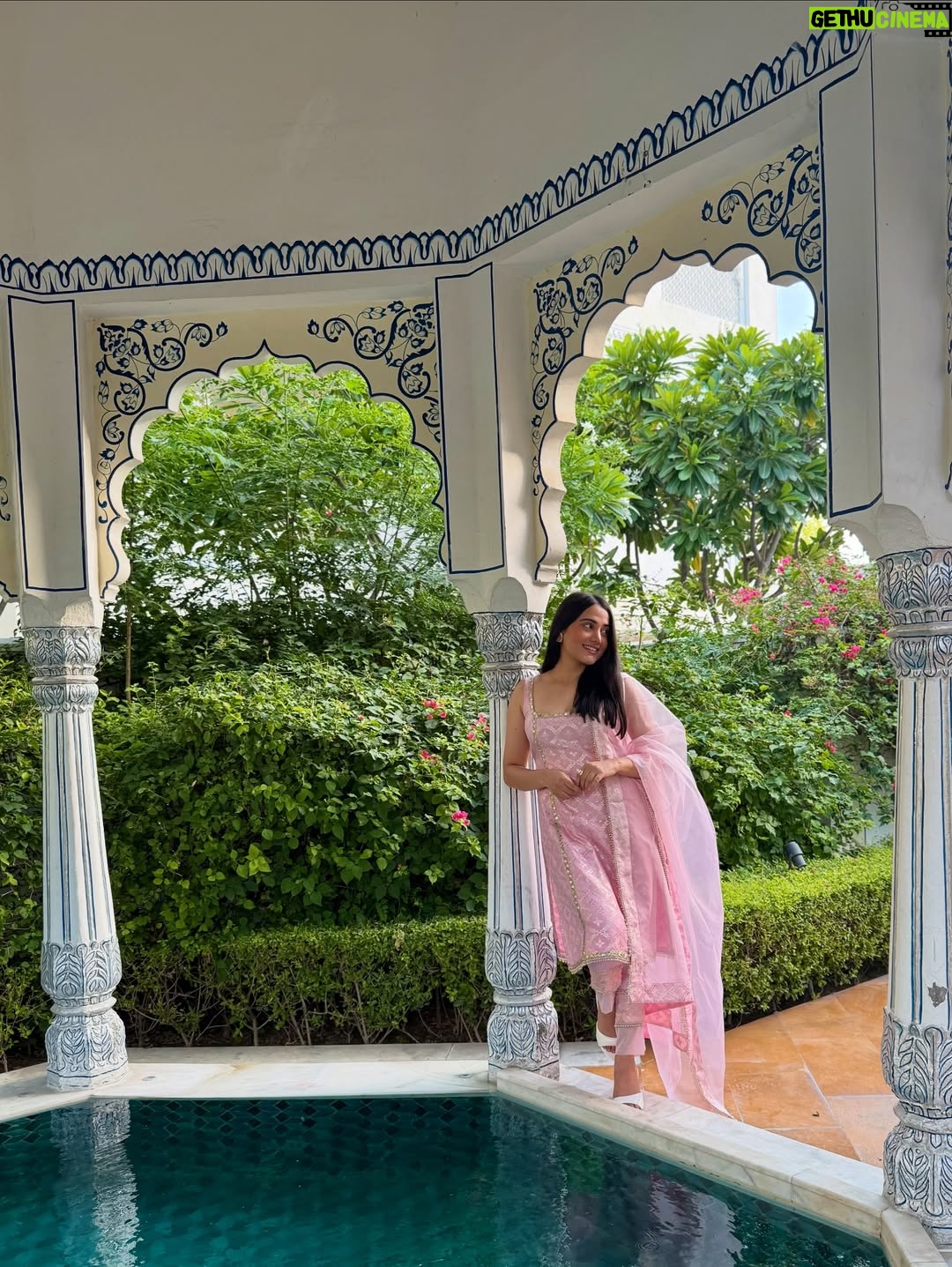 Asfi Javed - 5K Likes - 🪕🪞📜🪷🙏🏻
