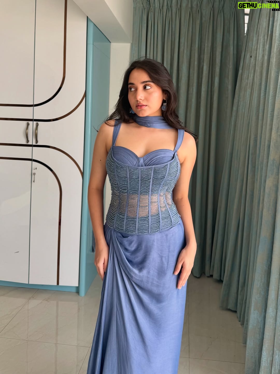 Asfi Javed - 4.4K Likes - 🪭

wearing - @evabledesigns