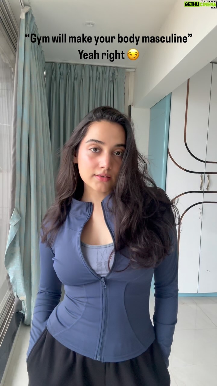 Asfi Javed - 6.9K Likes - main bewakuf thi aisa sochti thi! It has honestly helped me so so so much with my PCOS 🤍 
Everyone should do strength training! 🏋🏻‍♀️

PT - @injuryfreeworkouts 

#pcos#pcosweightloss#weightlifting#weightlifting#instadaily#workout