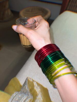 Asha Negi Instagram - Officially reached that ‘Gaane toh humare zamaane mein hua karte the’ stage:)
Ps. Pose of the night.. चूड़ियाँ दिखाने का तरीका थोड़ा cazzueel है।
.
@eternitybysakshi Saree🤎
Also I want to wear more sarees in life! Bcz why not!
