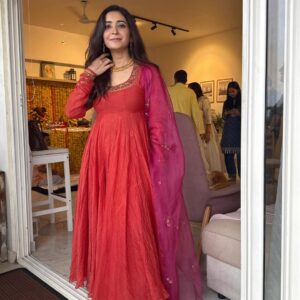 Actress Asha Negi HD Photos and Wallpapers August 2025