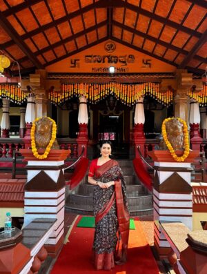 Ashvithi Shetty Instagram - Namma Guthu (ancestral) Mane ā„ļø
Blouse @viha.alankar š