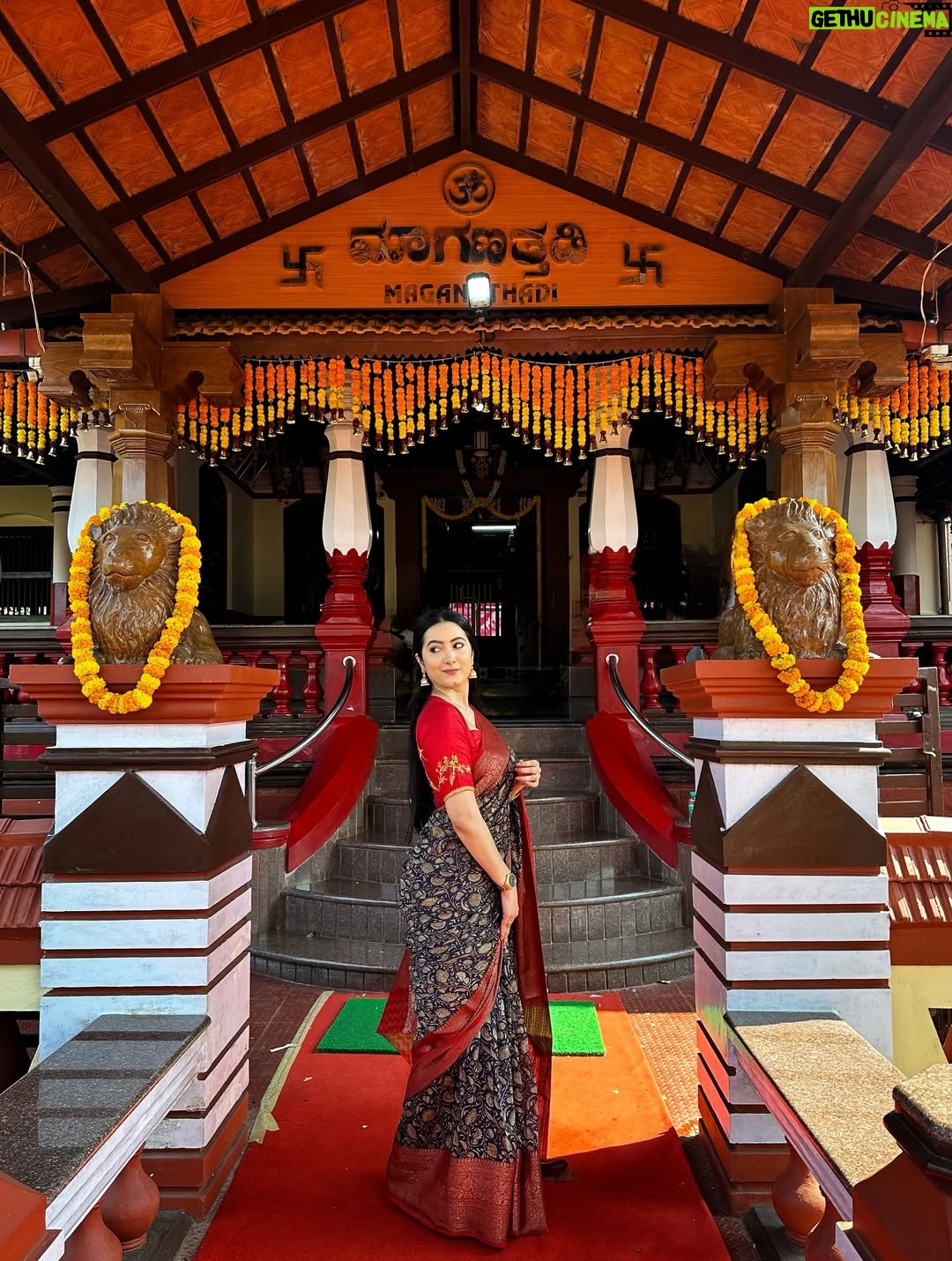 Ashvithi Shetty - 11K Likes - Namma Guthu (ancestral) Mane ♥️

Blouse @viha.alankar 😍