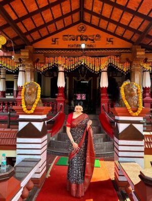 Ashvithi Shetty Instagram - Namma Guthu (ancestral) Mane ā„ļø
Blouse @viha.alankar š
