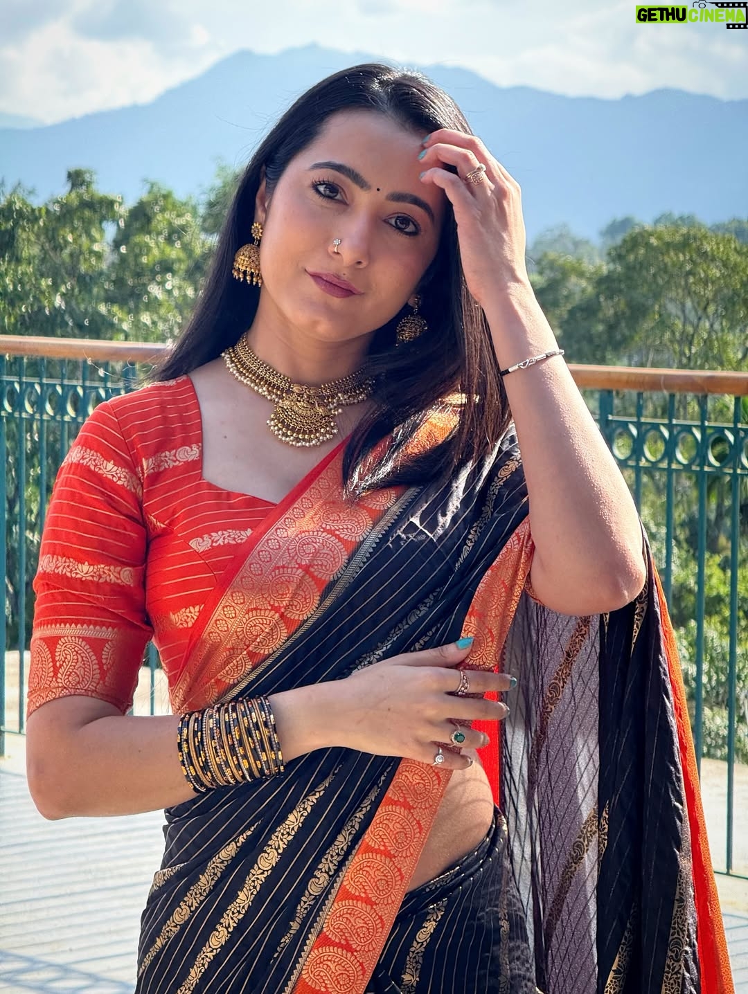 Ashvithi Shetty - 3.6K Likes - 🧡🖤🧡