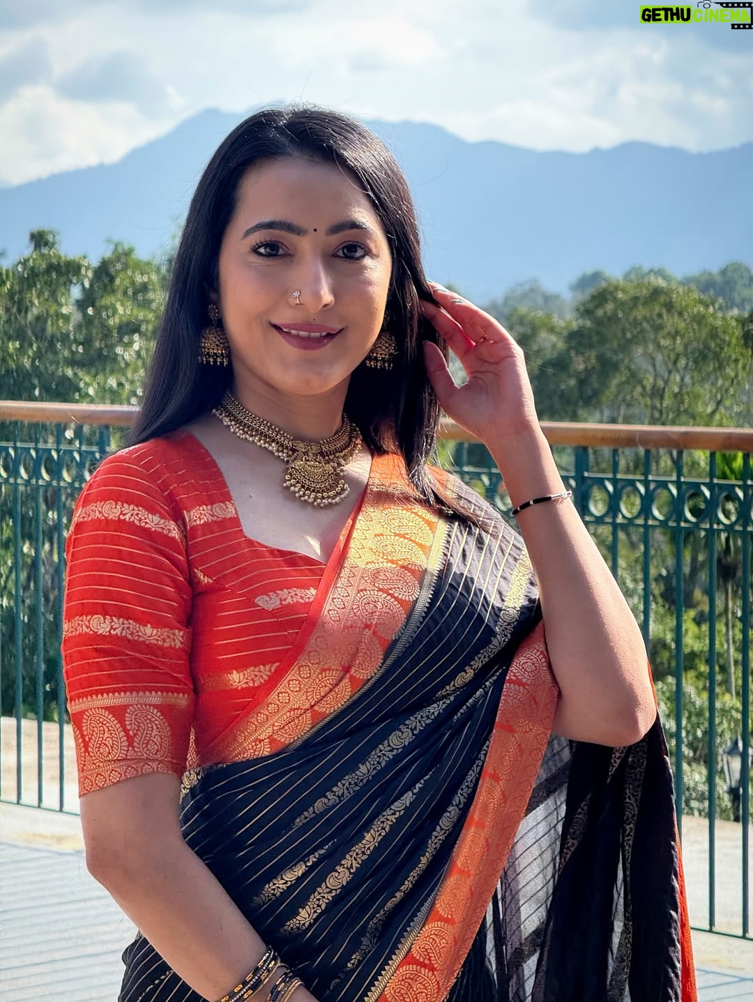 Ashvithi Shetty - 3.6K Likes - 🧡🖤🧡