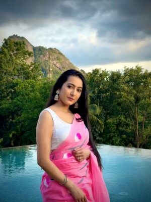 Ashvithi Shetty Instagram - Addicted to this song šš„¹š
Saree @cute_in_saree
Location @morickap_lords83