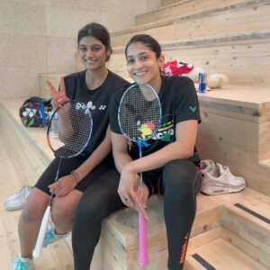 Ashwini Ponnappa Instagram - 🇫🇷🏴🇨🇭🇪🇸💪✨
.
.
.
.
📸 : the one and only @satwik_rankireddy 😎🤩🙌🏻🙏🏻😁
.
.
#letsgo💪
.