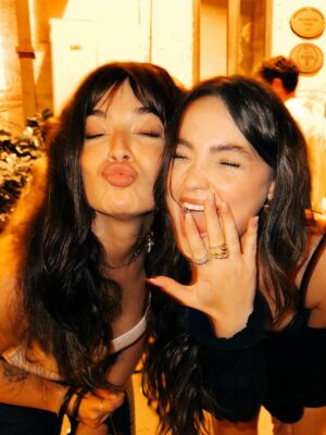 Aslı Bekiroğlu Instagram - 👯