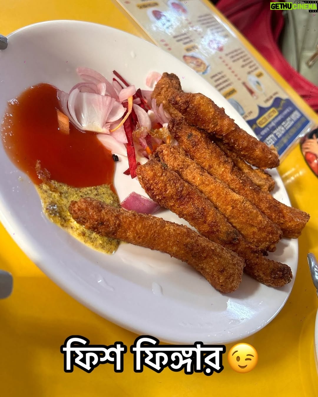 Asmee Ghosh - 61.8K Likes - বাউন্ডুলে 🌸