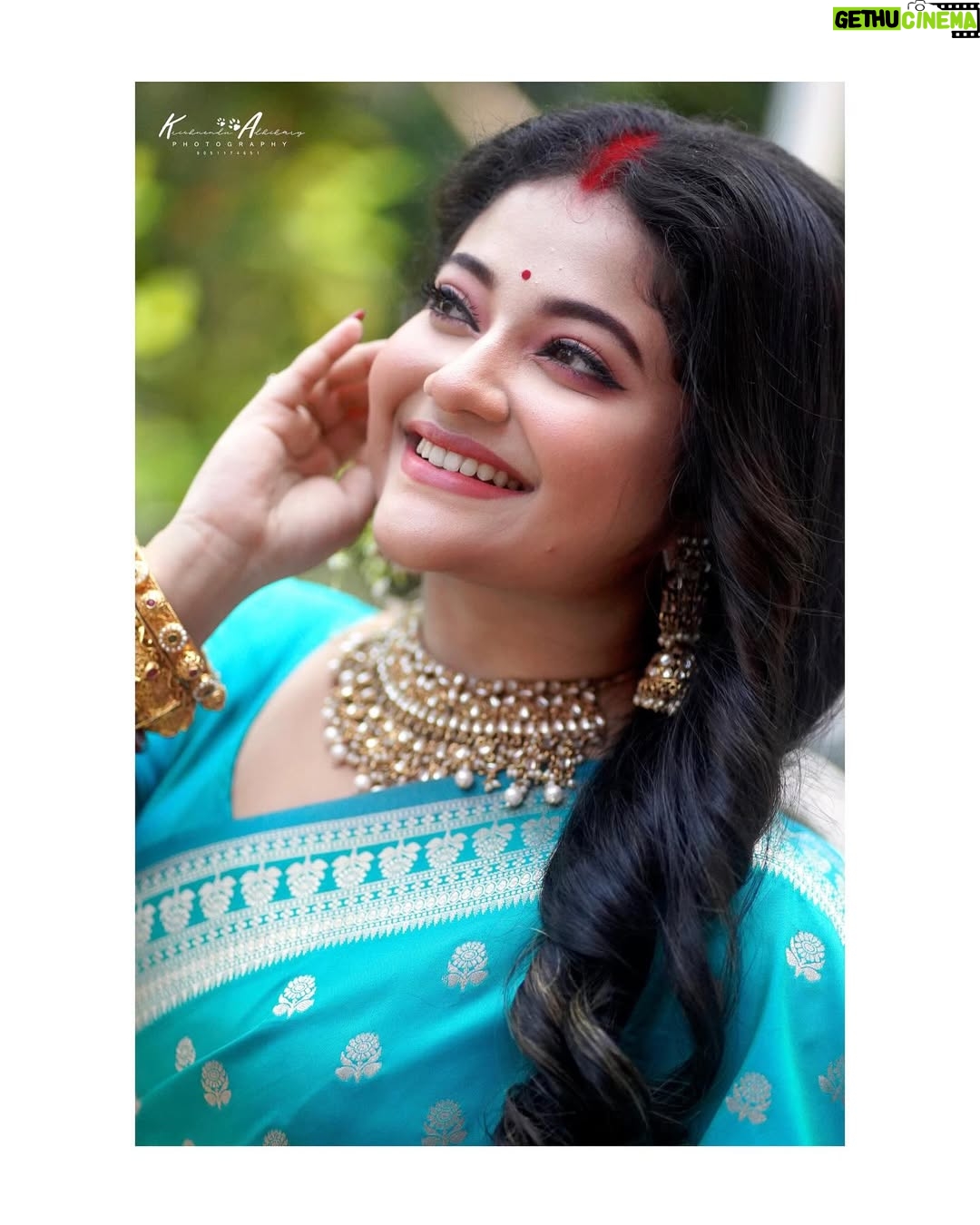 Asmee Ghosh - 17.2K Likes - মিনি রানীর বৌভাত বলে কথা 🙈❤️
.
.
.
.
.
.
.
.
PC: @krishnenendu_adhikary5070 
Hair: @payelkarmokar ❤️