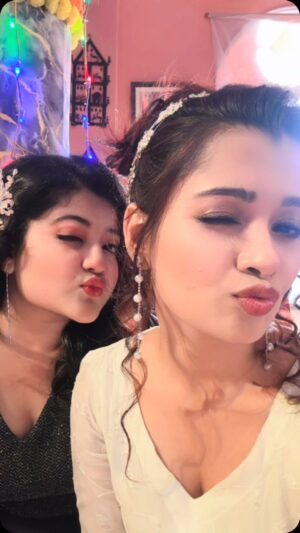 Asmee Ghosh Instagram - Happy birthday my pookie thakuma … 😘😘😘😘❤️❤️❤️❤️❤️❤️ get more wise every single day so that I can turn to you for advice . Be my thakuma forever. And we should go to “parar thek “  more often this year please .. I miss our chayer adda so much. I wish you all the happiness , good health , success and and peace of mind baby . Shine on ✨ Love you ❤️ cheers to more memories together 🥂