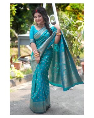 Asmee Ghosh Instagram - মিনি রানীর বৌভাত বলে কথা 🙈❤️
.
.
.
.
.
.
.
.
PC: @krishnenendu_adhikary5070 
Hair: @payelkarmokar ❤️