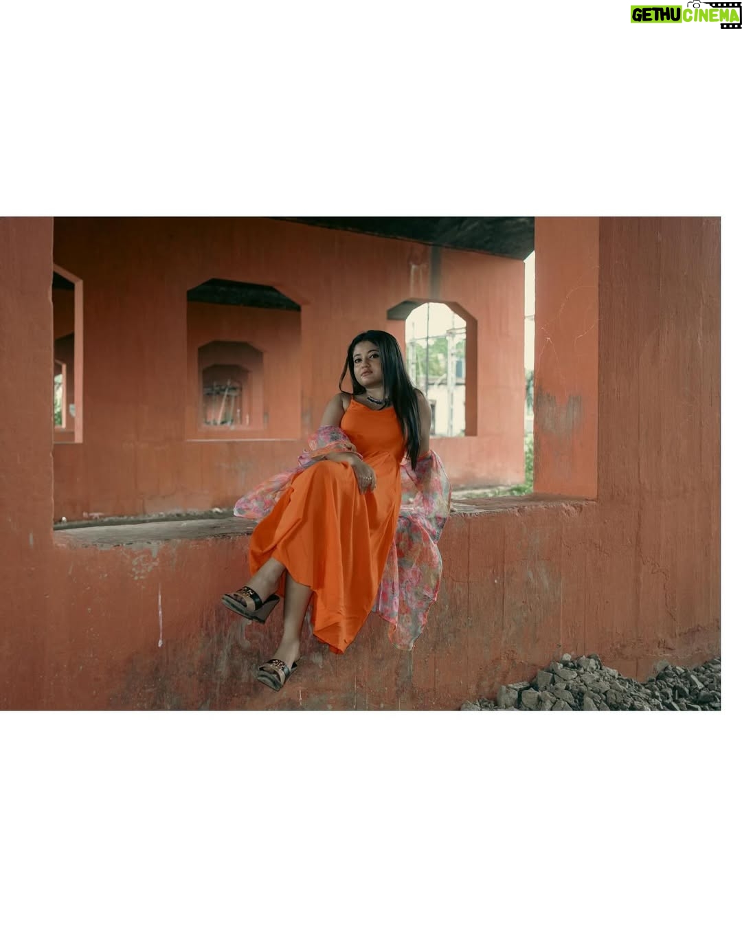 Asmee Ghosh - 12.3K Likes - In a world that never stops moving, I chose to pause to lean into my own rhythm, to stand boldly where stories pass and silence speaks louder than noise. Draped in hues, wrapped in grace, I’m not waiting for a train, a sign, or permission! just owning the tracks I walk and the fire I carry. I don’t blend in with the blur, I break it. While the world rushes past, I stand still, sharp, and unbothered. Against cracked walls and iron rails, I wear my fire loud and my silence louder. This isn’t softness, it’s strength wrapped in calm. I’m not here to be delicate. I’m here to be unforgettable. Watch the train pass. I’ll still be standing. Rooted to the earth. Miles to go before I sleep….

Behind the lens @swaratghosh 🧡