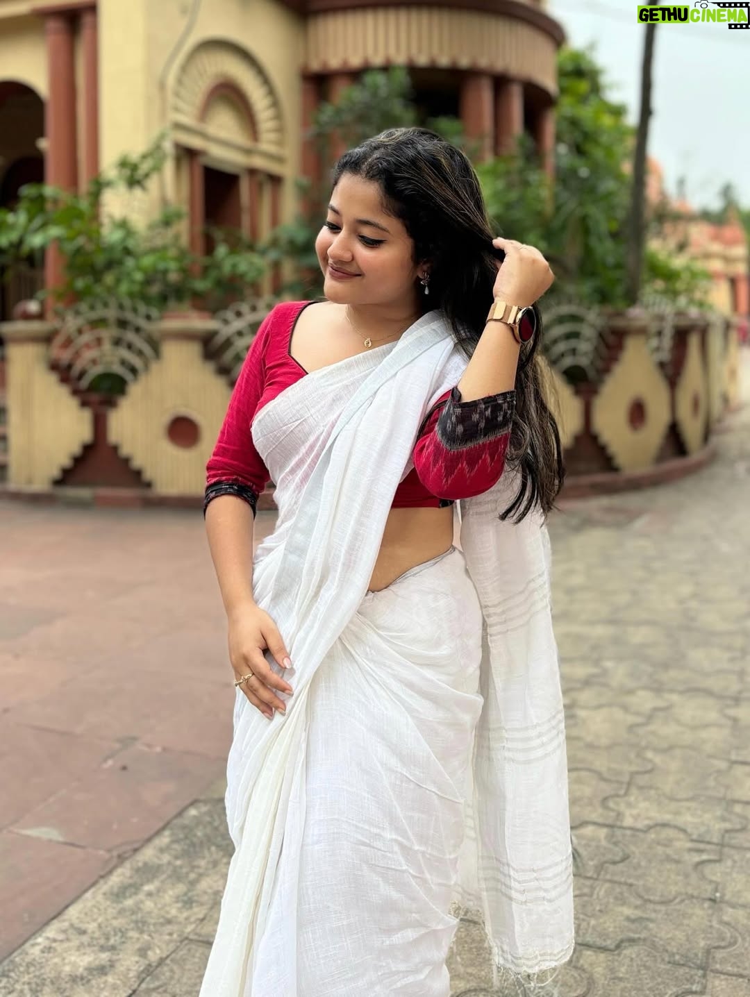 Asmee Ghosh - 14.9K Likes - Pray, believe, surrender❤️