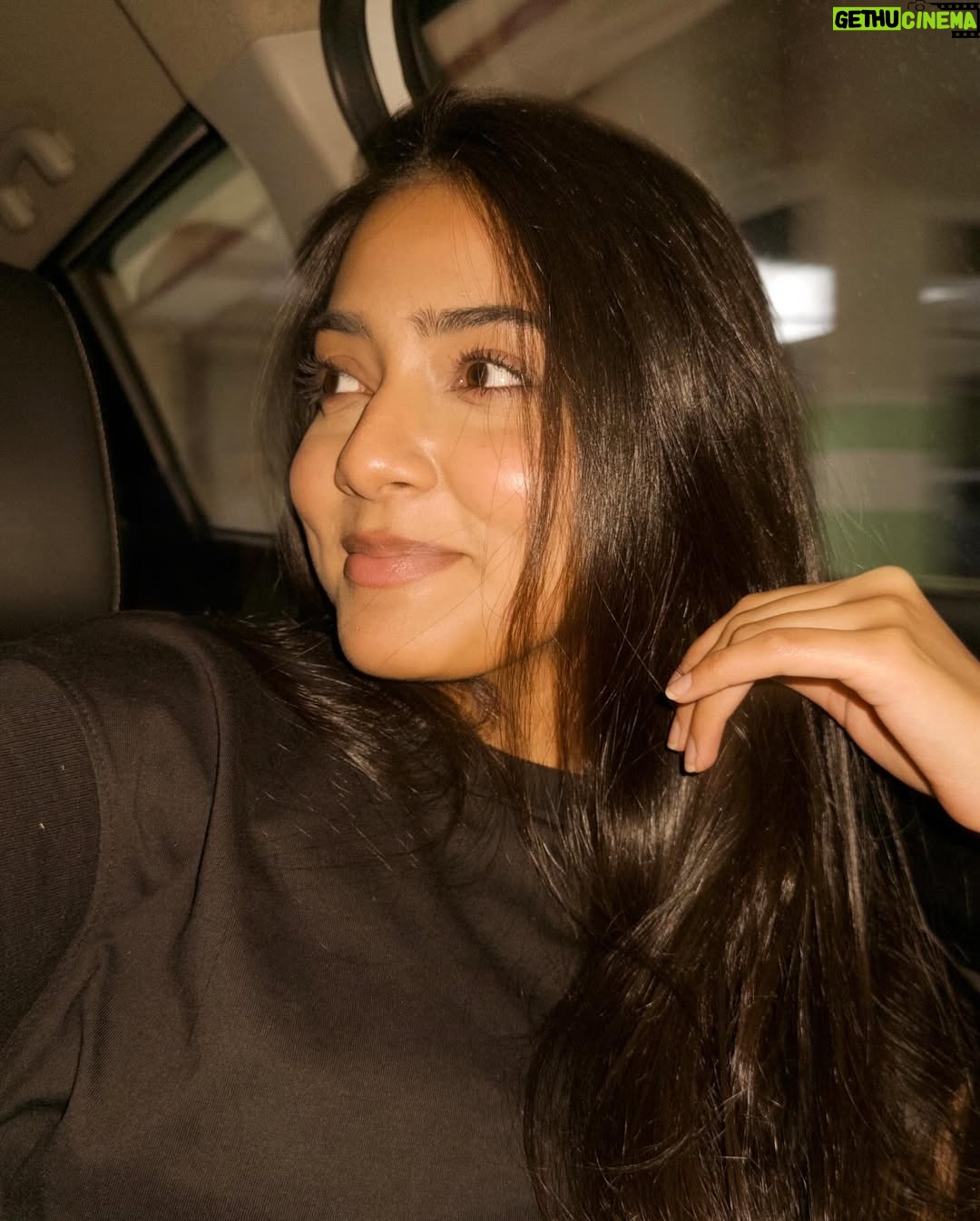 Asmeet Sehra - 3.2K Likes - This is definitely my “get prettier and have fun” era🙂‍↔️🪿✨👁️