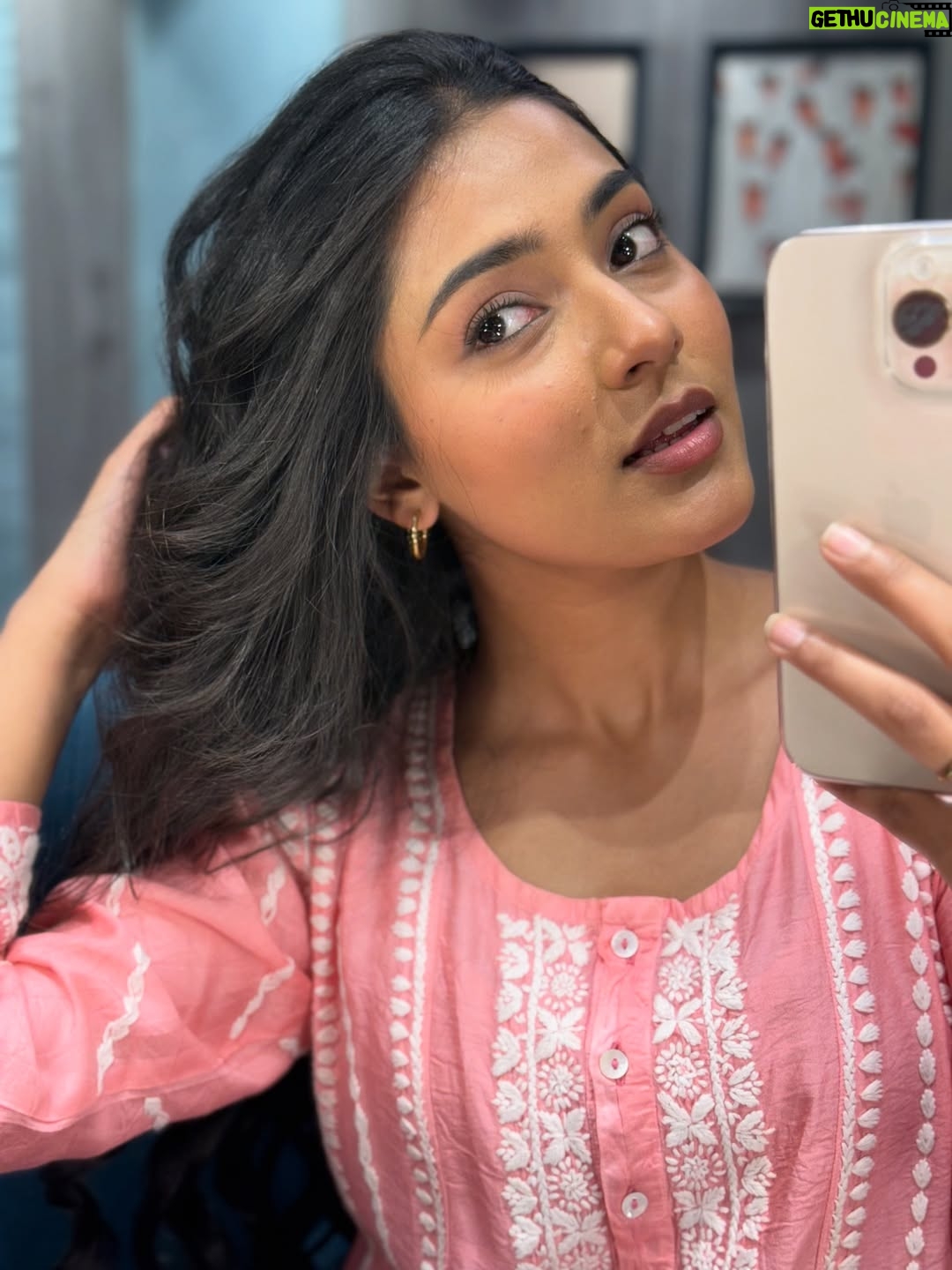 Asmeet Sehra - 1.7K Likes - Bahaar is feeling like a bahaar👧🏻🩷

Truly grateful to be a part of #PhapheyKuttniyaa 🫶🏼
Never imagined I’d get the opportunity to play Bahaar, it still feels surreal! This is not just a role, it’s a dream come true for me. I’m beyond thankful to @jagdeepsidhu3 sir for believing in me.🤗 Also feel really lucky to have met and stood with Neeru mam, Tania mam and with the entire team.🥹

Thankyou @prabhbainsmusic for always supporting! 

Shukriya twade sareya da v ehna peyar den layi eda hi support te peyar karde raho✨

Bohat sara peyar,
Bahaar🩷