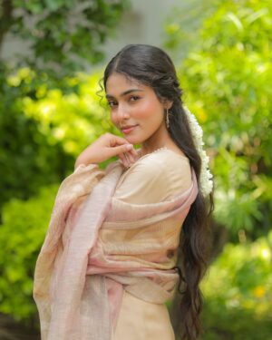 Asmeet Sehra Instagram - Vanakkam! straight from the south indian movies, okay now suggest some good names for me if I were from chennai aajoo comment below!š¬š¤ ā
ļø
š· @aestheticvisioner
#southindian #explorepage