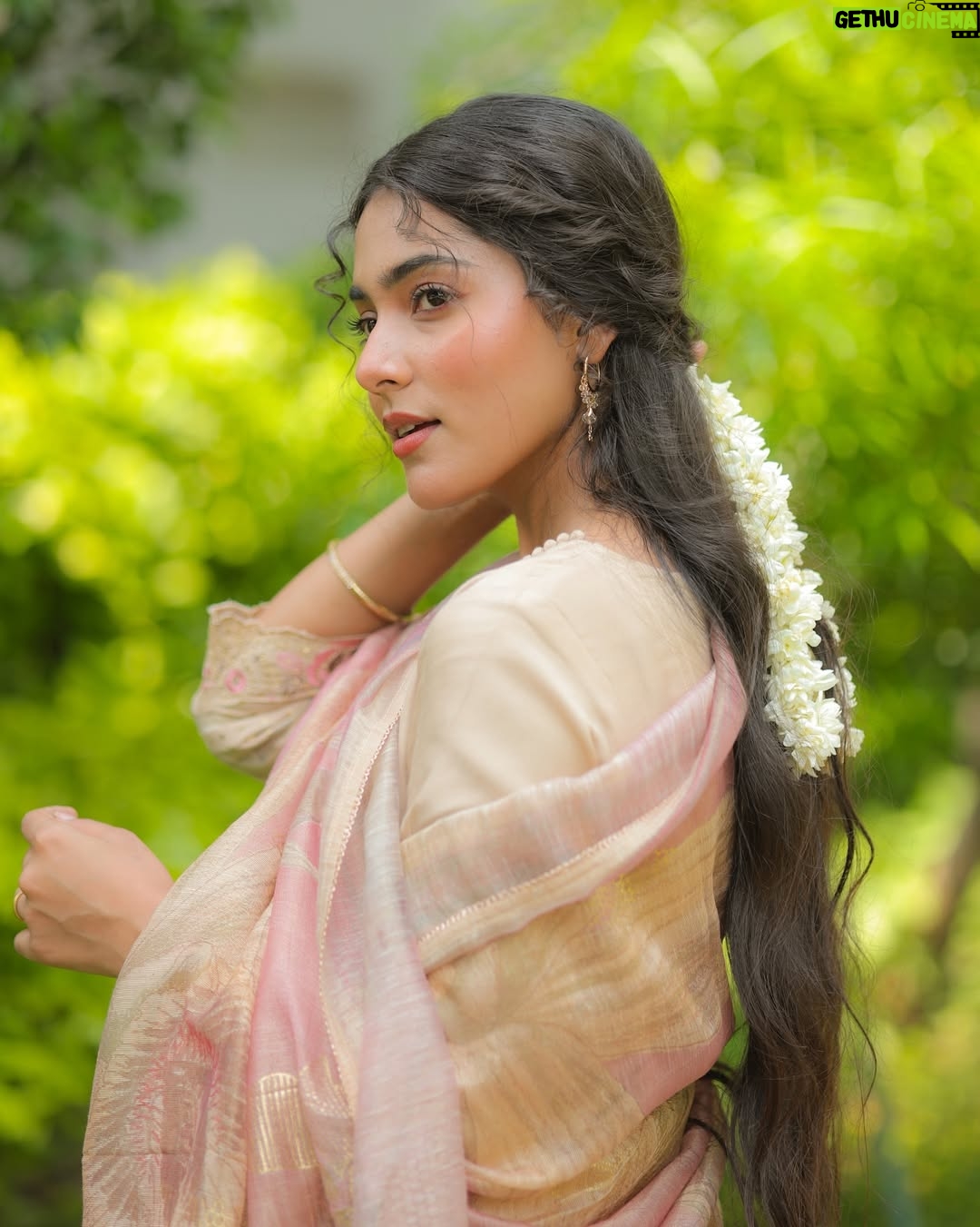 Asmeet Sehra - 2K Likes - Vanakkam! straight from the south indian movies, okay now suggest some good names for me if I were from chennai aajoo comment below!😬🤍 ⛅️

📷 @aestheticvisioner 

#southindian #explorepage