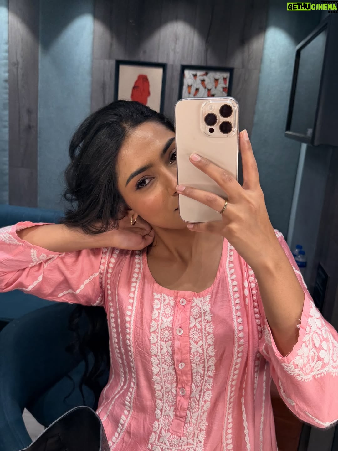 Asmeet Sehra - 1.7K Likes - Bahaar is feeling like a bahaar👧🏻🩷

Truly grateful to be a part of #PhapheyKuttniyaa 🫶🏼
Never imagined I’d get the opportunity to play Bahaar, it still feels surreal! This is not just a role, it’s a dream come true for me. I’m beyond thankful to @jagdeepsidhu3 sir for believing in me.🤗 Also feel really lucky to have met and stood with Neeru mam, Tania mam and with the entire team.🥹

Thankyou @prabhbainsmusic for always supporting! 

Shukriya twade sareya da v ehna peyar den layi eda hi support te peyar karde raho✨

Bohat sara peyar,
Bahaar🩷