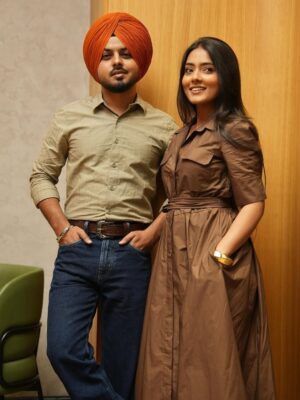 Asmeet Sehra Instagram - Guys meet Nirmal and Bahaar from Phaphey Kuttniyaaš©·š
#PhapheyKuttniyaa Promotionsšš»
22 AugustāØ
@neerubajwa @taniazworld @jagdeepsidhu3 @prem.singh.sidhu @imgurbaazsingh