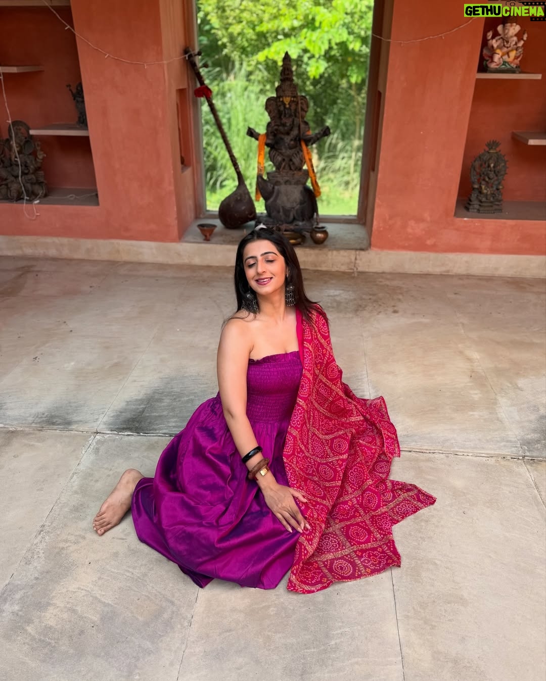 Asmita Arora - 0.9K Likes - Iss pal me jeevan saara 💜🦚